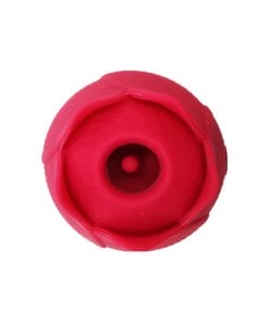 succionador de clitoris en forma de rosa plano cenital donde se ve que tiene una lengua dentro de la boquilla